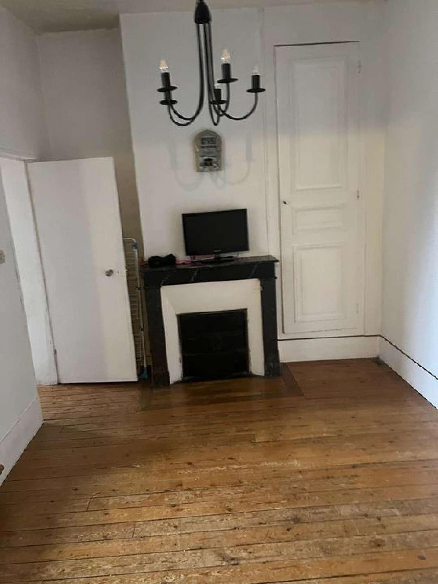  for sale castle Château-Thierry Aisne 1