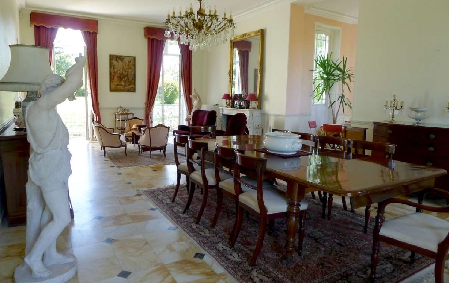 te koop kasteel Chessy Seine-et-Marne 2