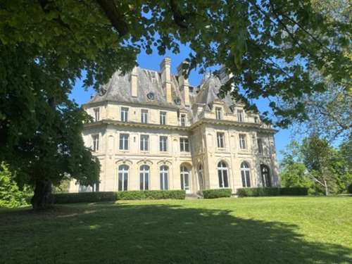 Compiègne Oise castle foto 7187130