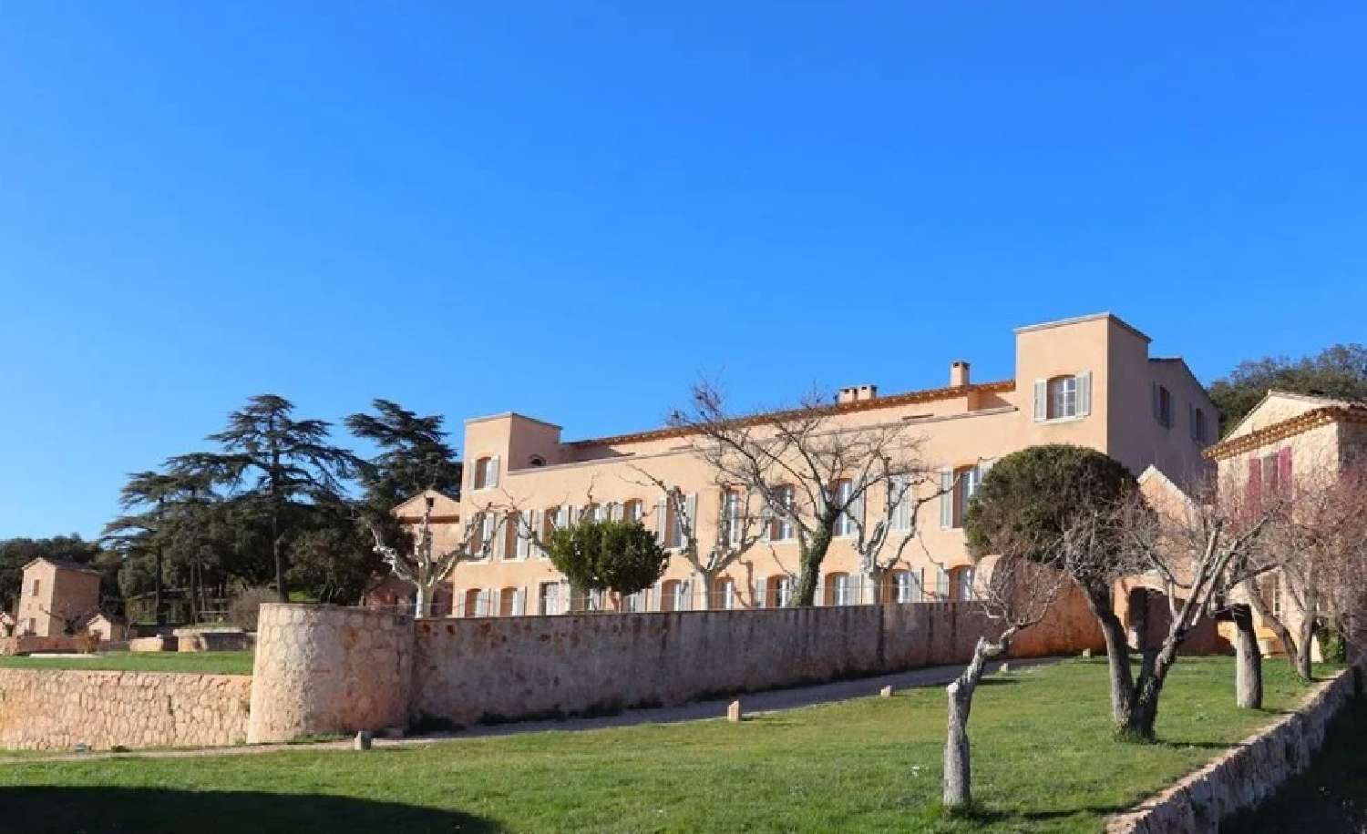  te koop kasteel Le Luc Var 1