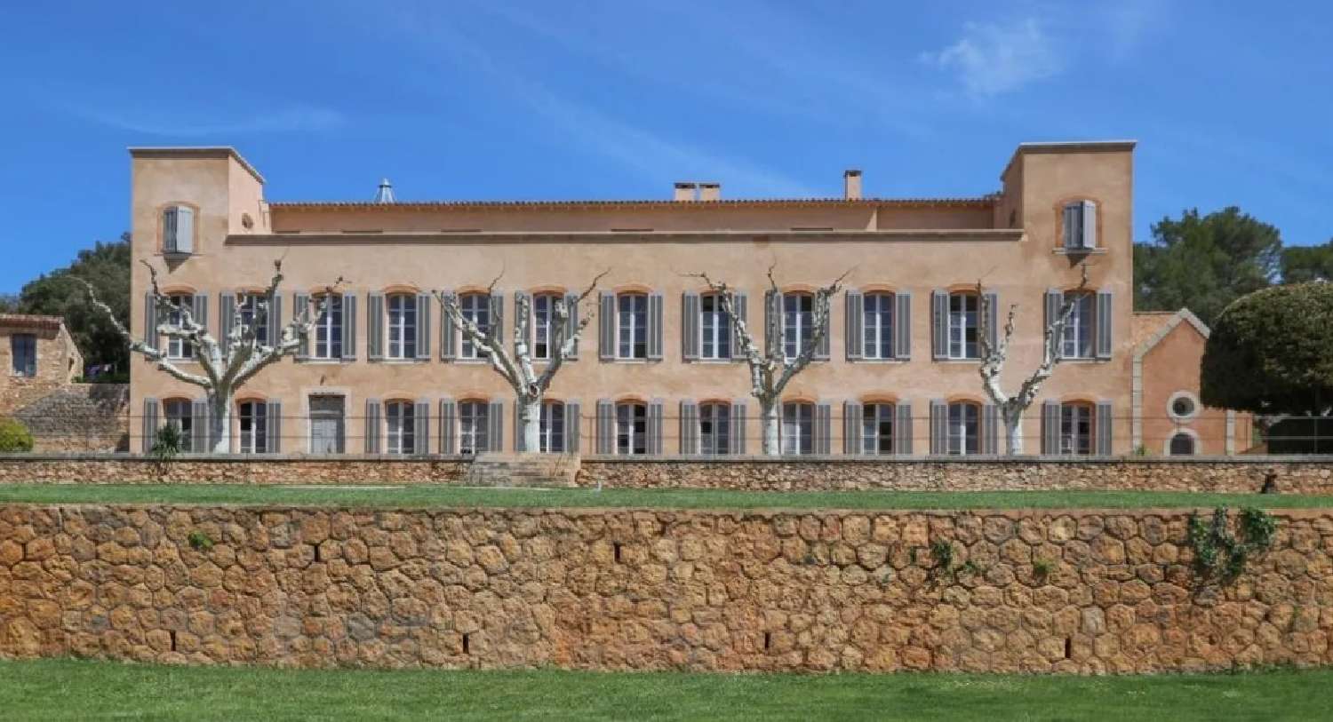  te koop kasteel Le Luc Var 2