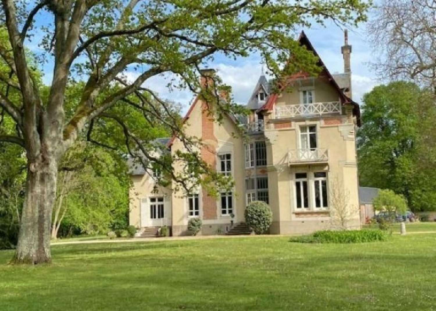  te koop kasteel Le Mans Sarthe 6