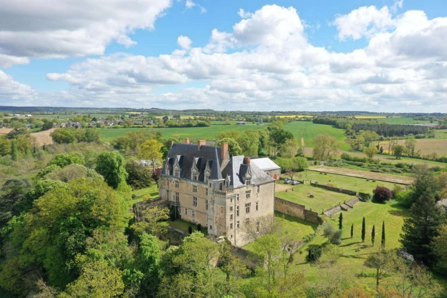  te koop kasteel Le Mans Sarthe 7