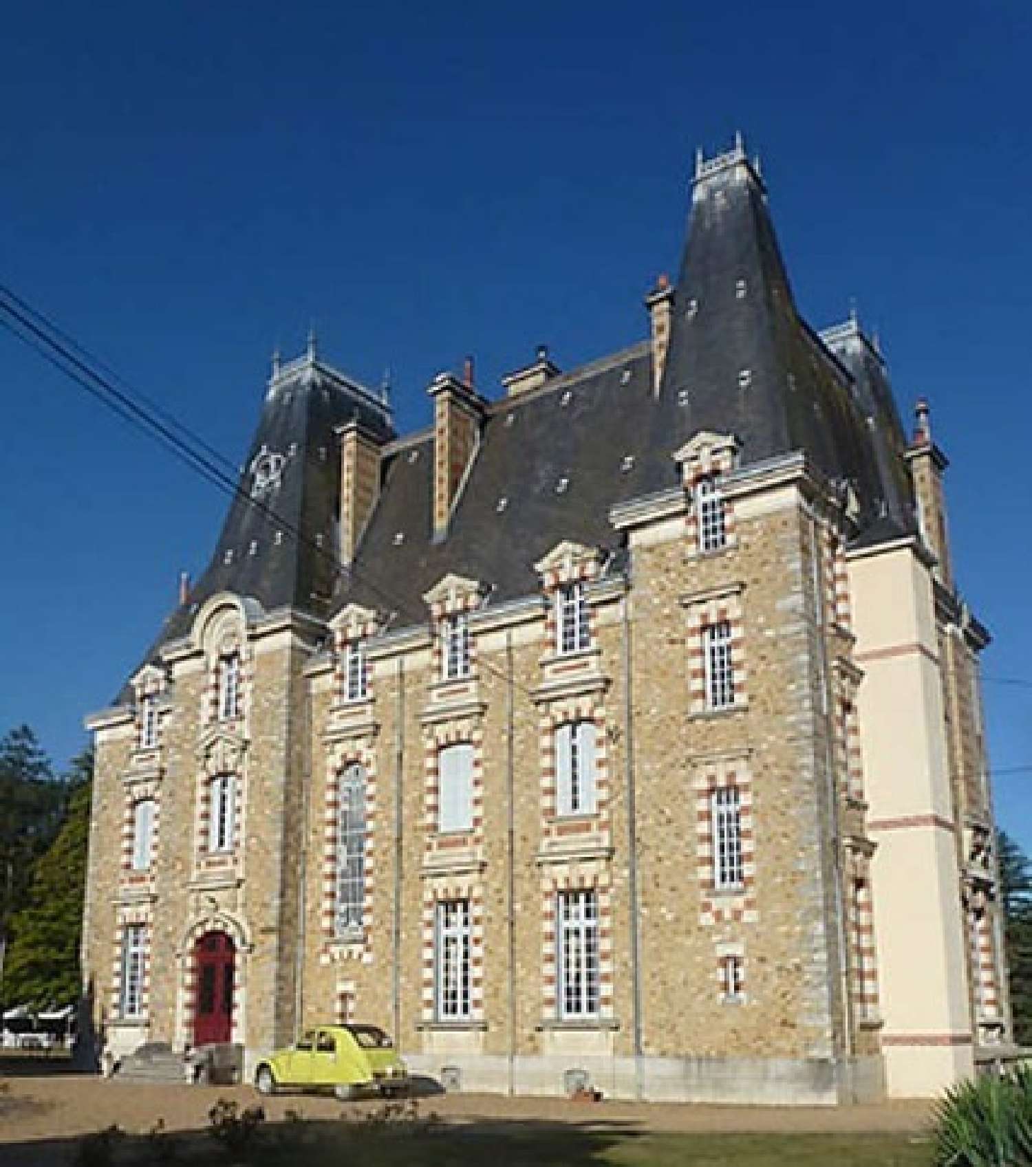  te koop kasteel Le Mans Sarthe 2