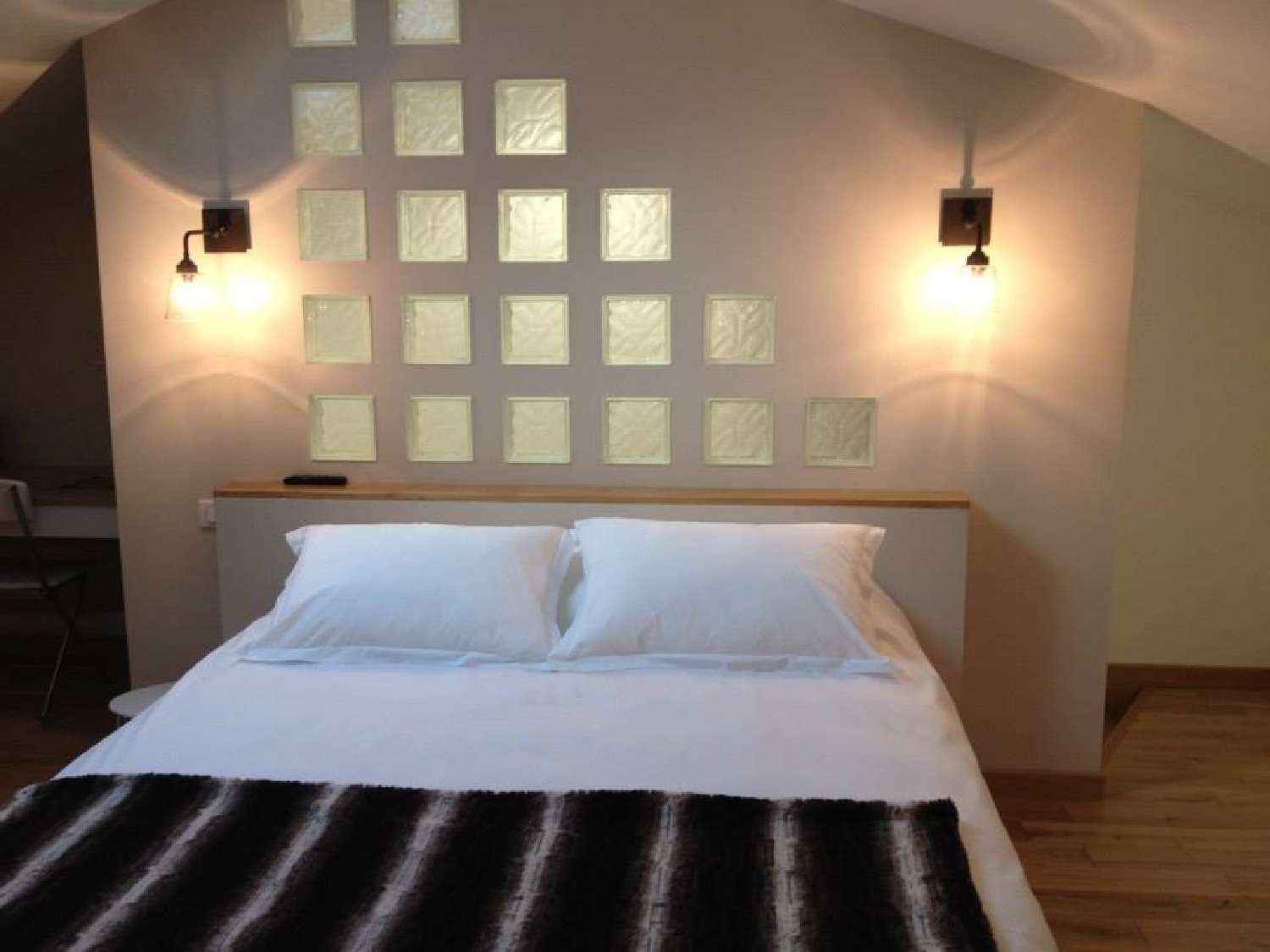 for sale castle Lyon Rhône 3