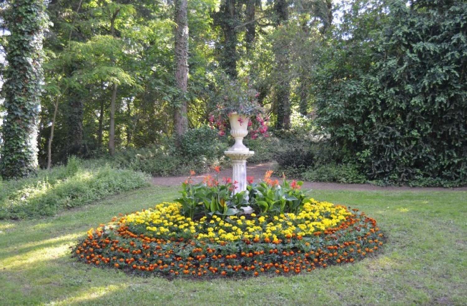  te koop kasteel Montluçon Allier 3