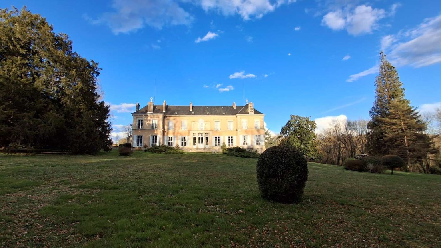  te koop kasteel Poitiers Vienne 2