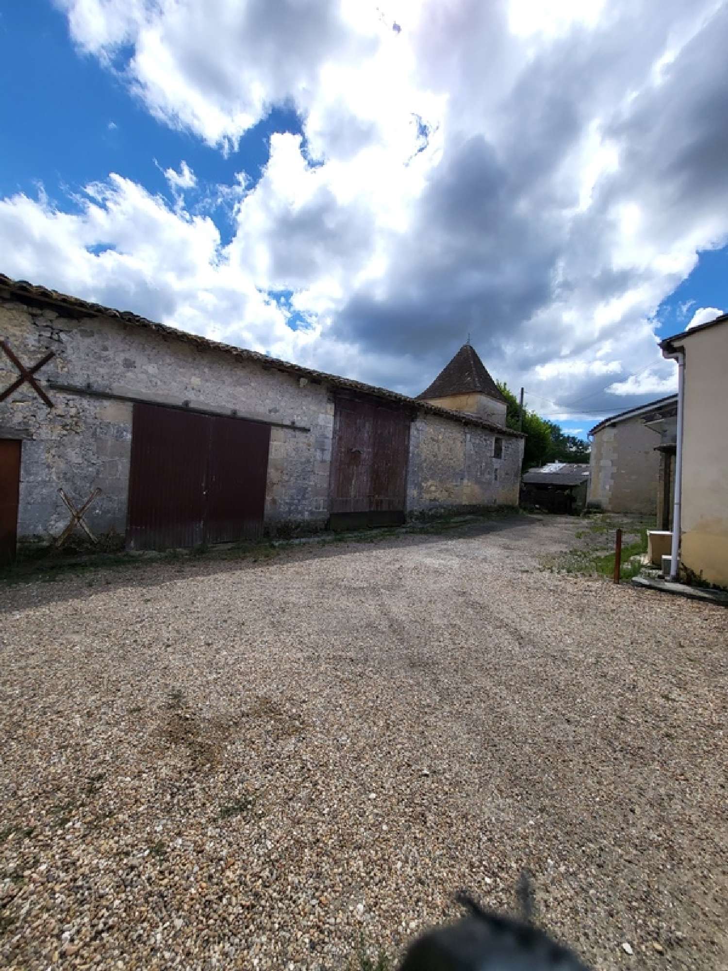  en venta castillo Puisséguin Gironde 3