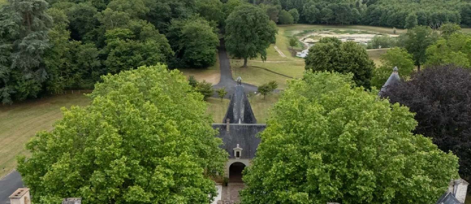 te koop kasteel Tours Indre-et-Loire 5