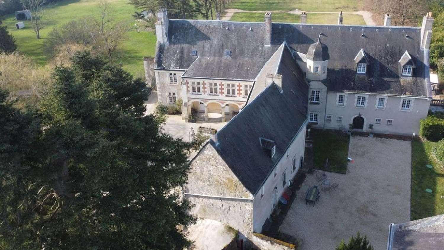  te koop kasteel Tours Indre-et-Loire 6
