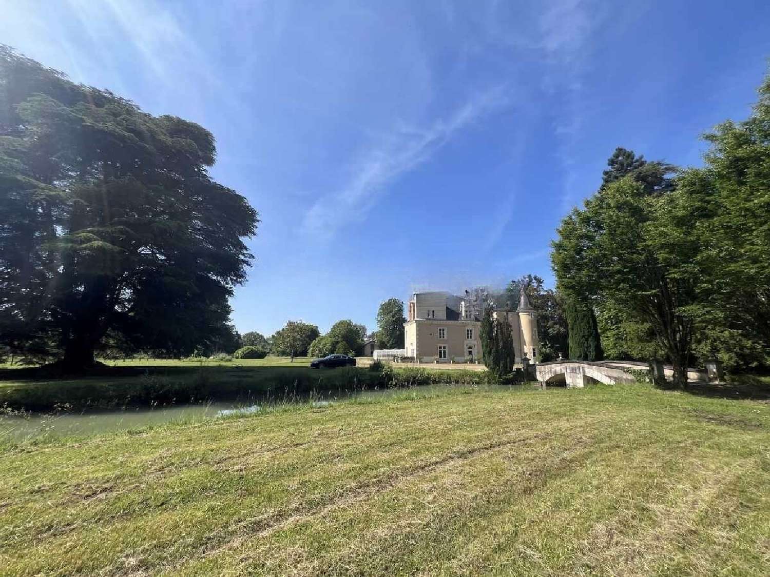  te koop kasteel Tours Indre-et-Loire 4