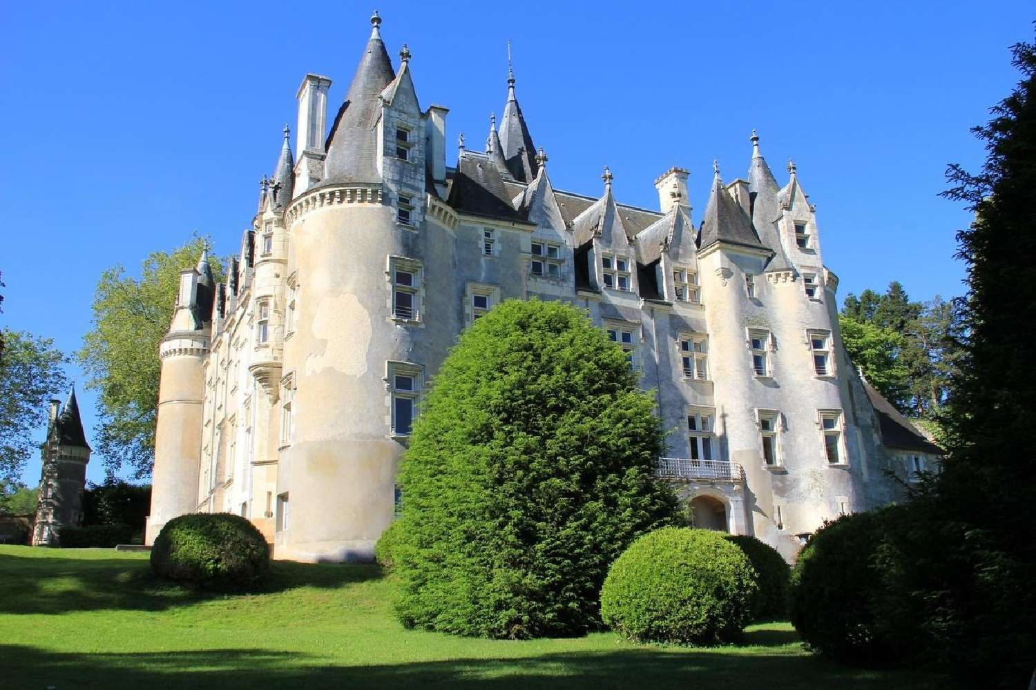  te koop kasteel Tours Indre-et-Loire 3