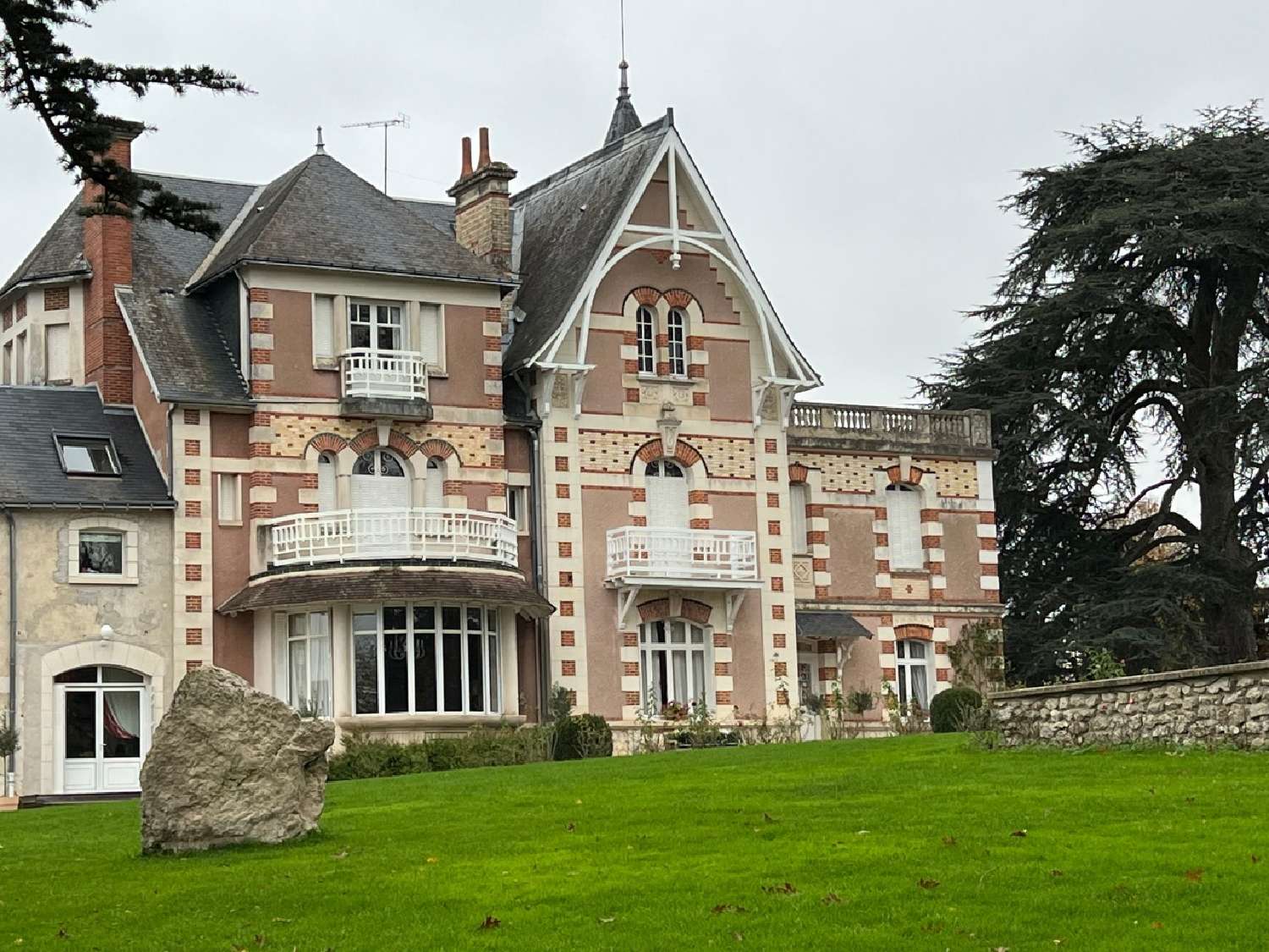  te koop kasteel Tours Indre-et-Loire 1