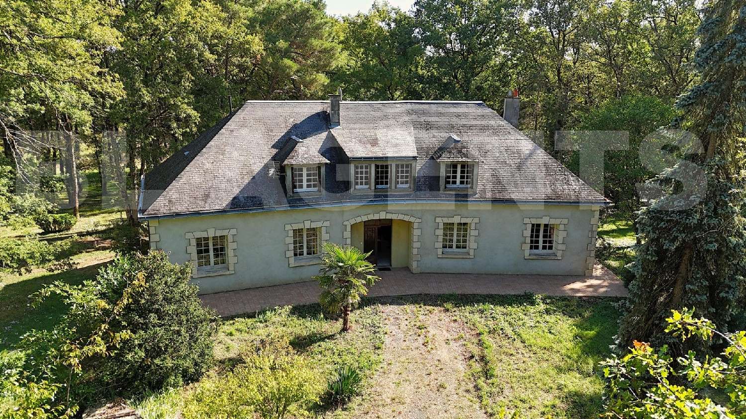  te koop kasteel Verneuil-le-Château Indre-et-Loire 1