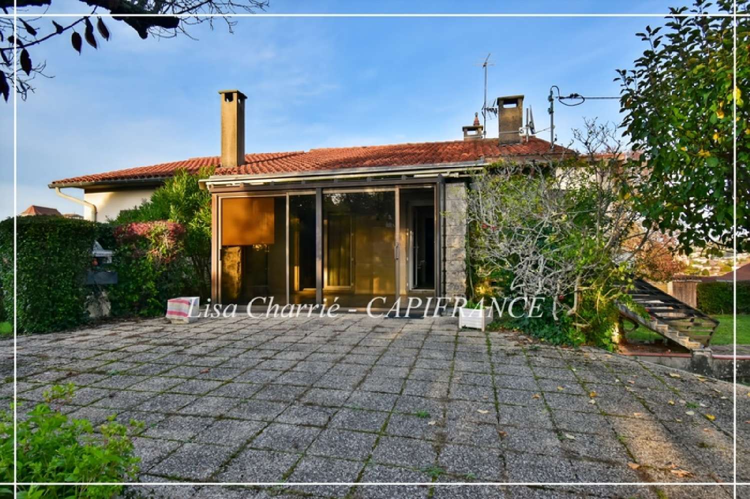 te koop stadshuis Auch Gers 1