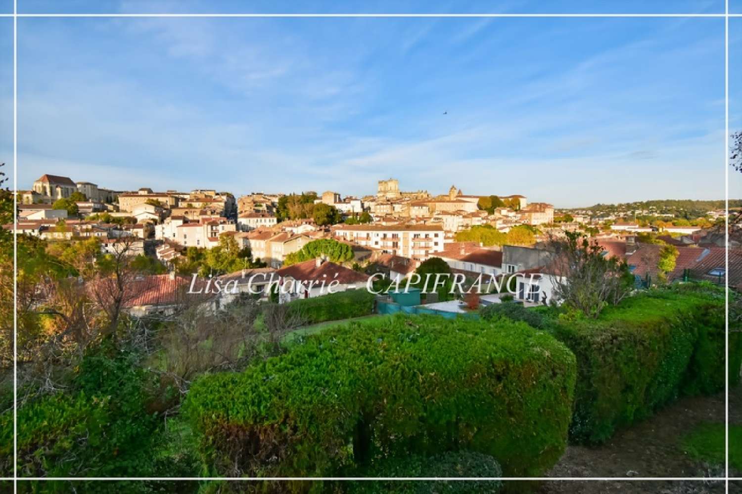 te koop stadshuis Auch Gers 3