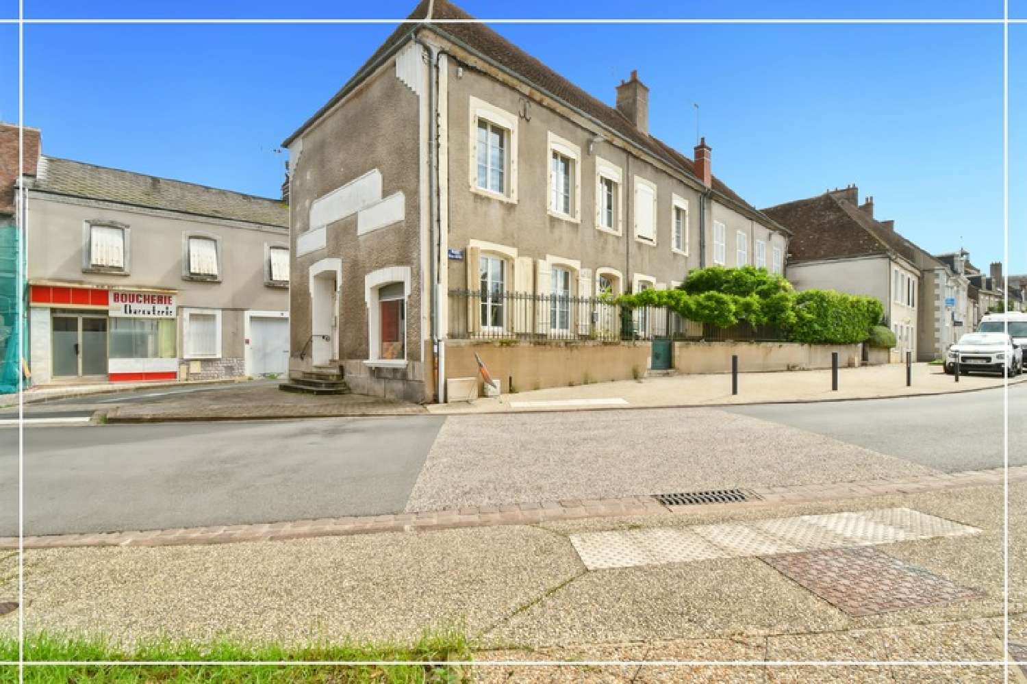 te koop stadshuis Châteaumeillant Cher 7