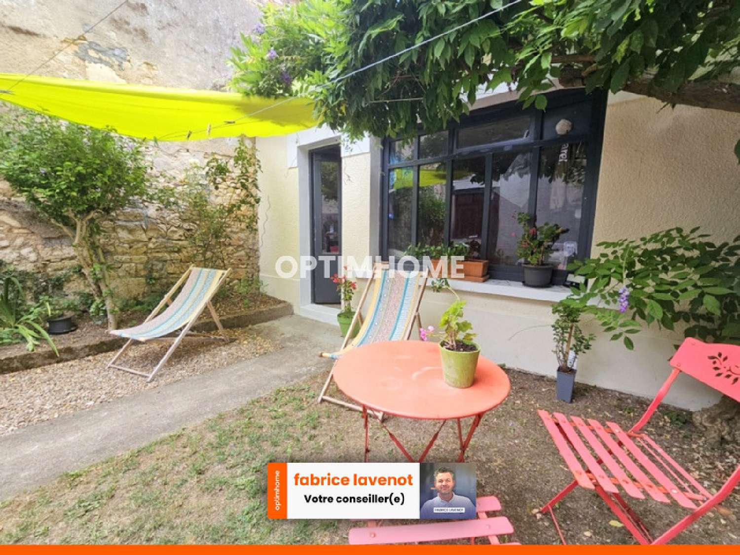  te koop stadshuis La Rochefoucauld Charente 1