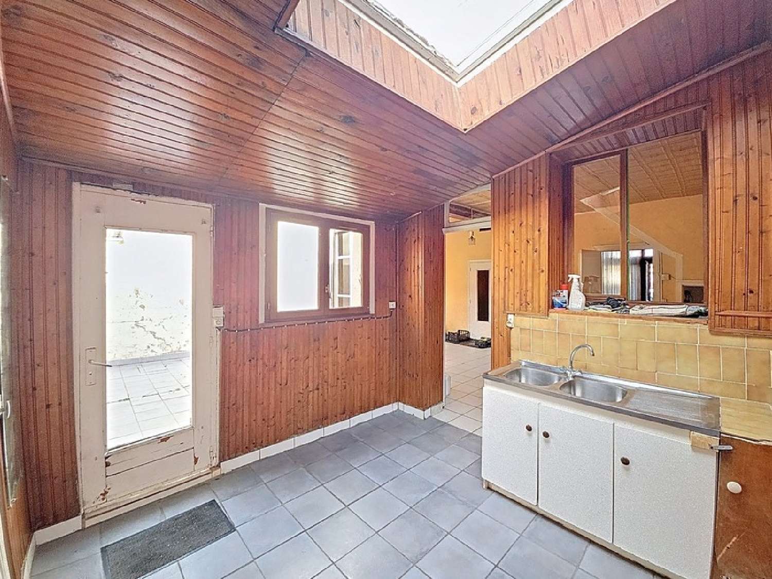 te koop stadshuis Laon Aisne 3