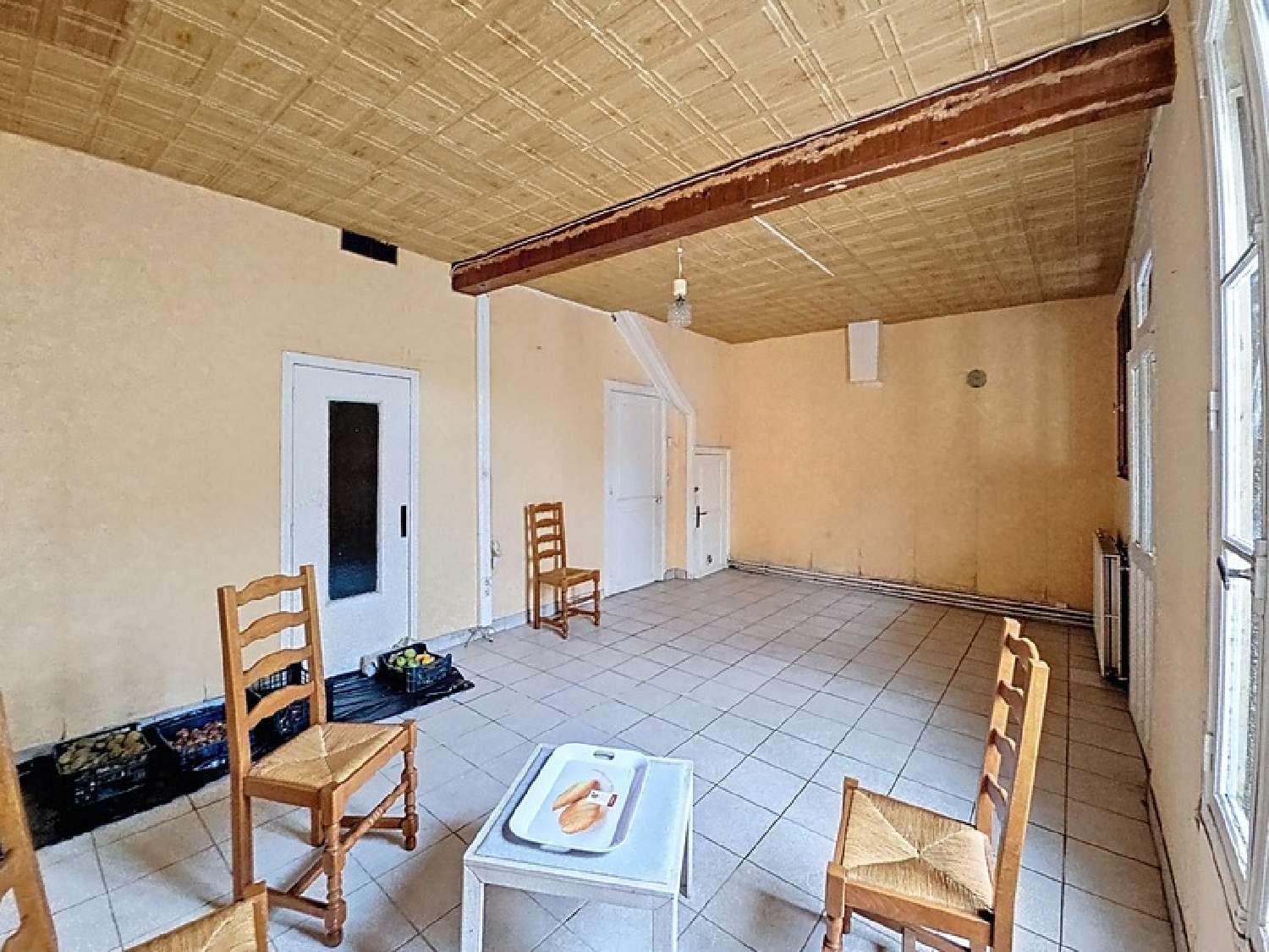 te koop stadshuis Laon Aisne 6