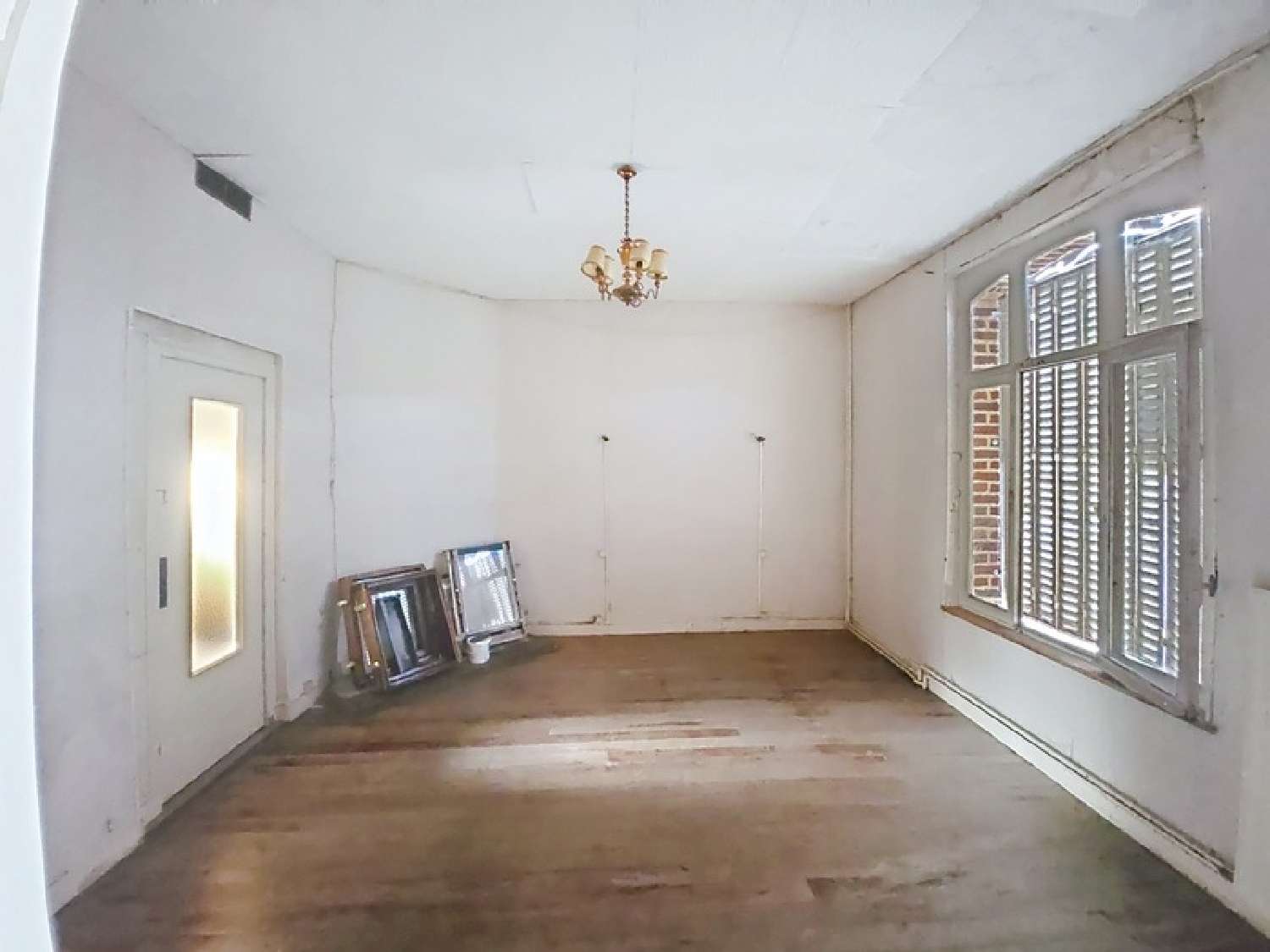 te koop stadshuis Laon Aisne 7