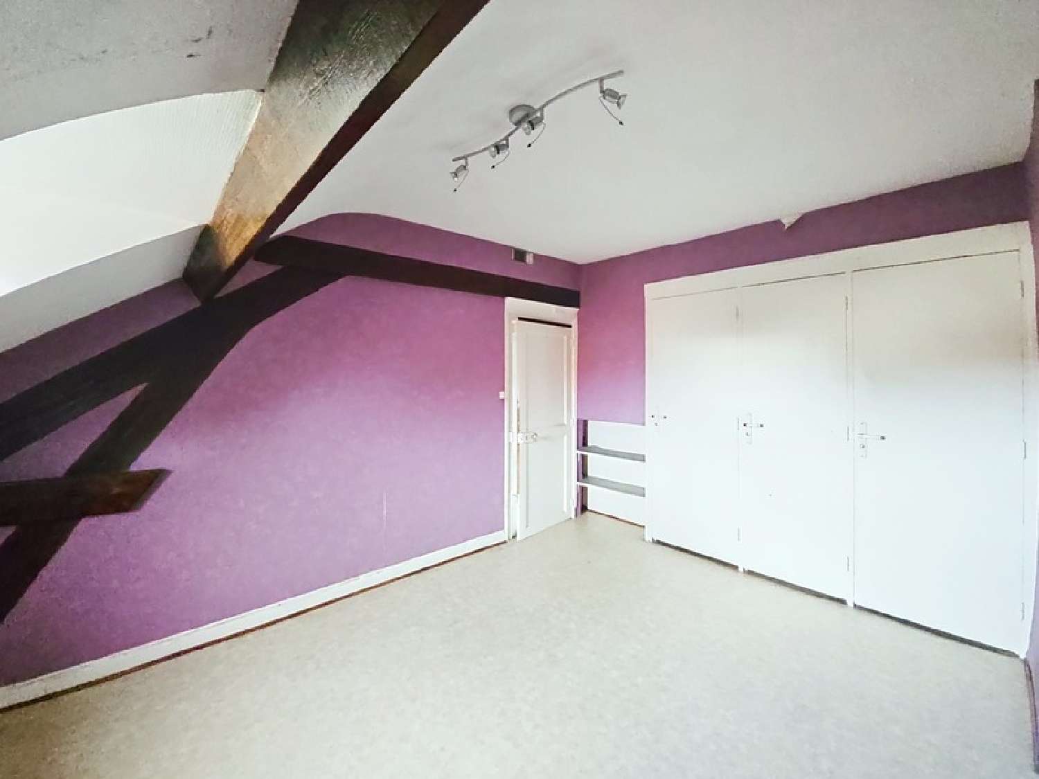 te koop stadshuis Laon Aisne 8