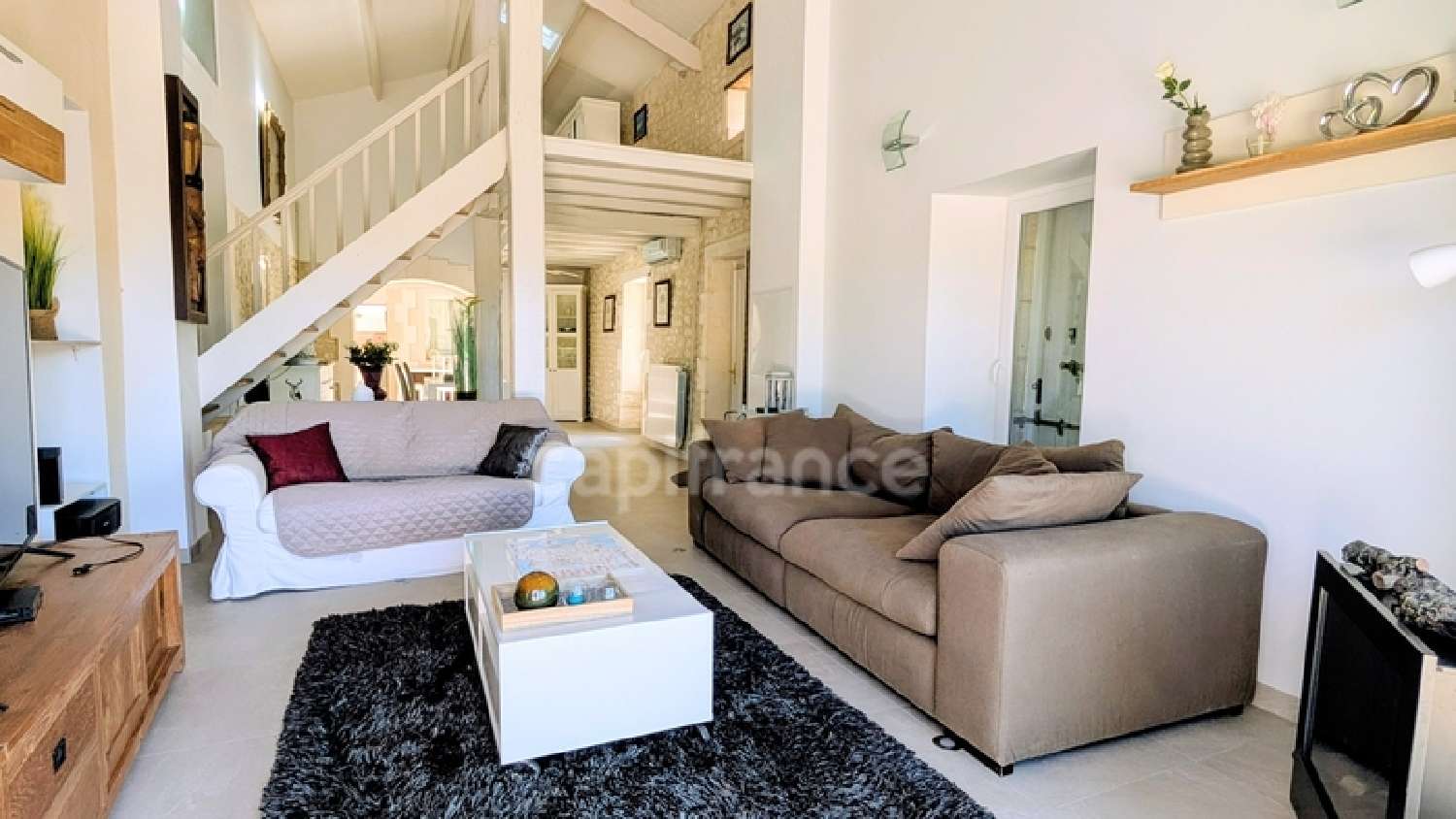 for sale city house Lignières-Sonneville Charente 4