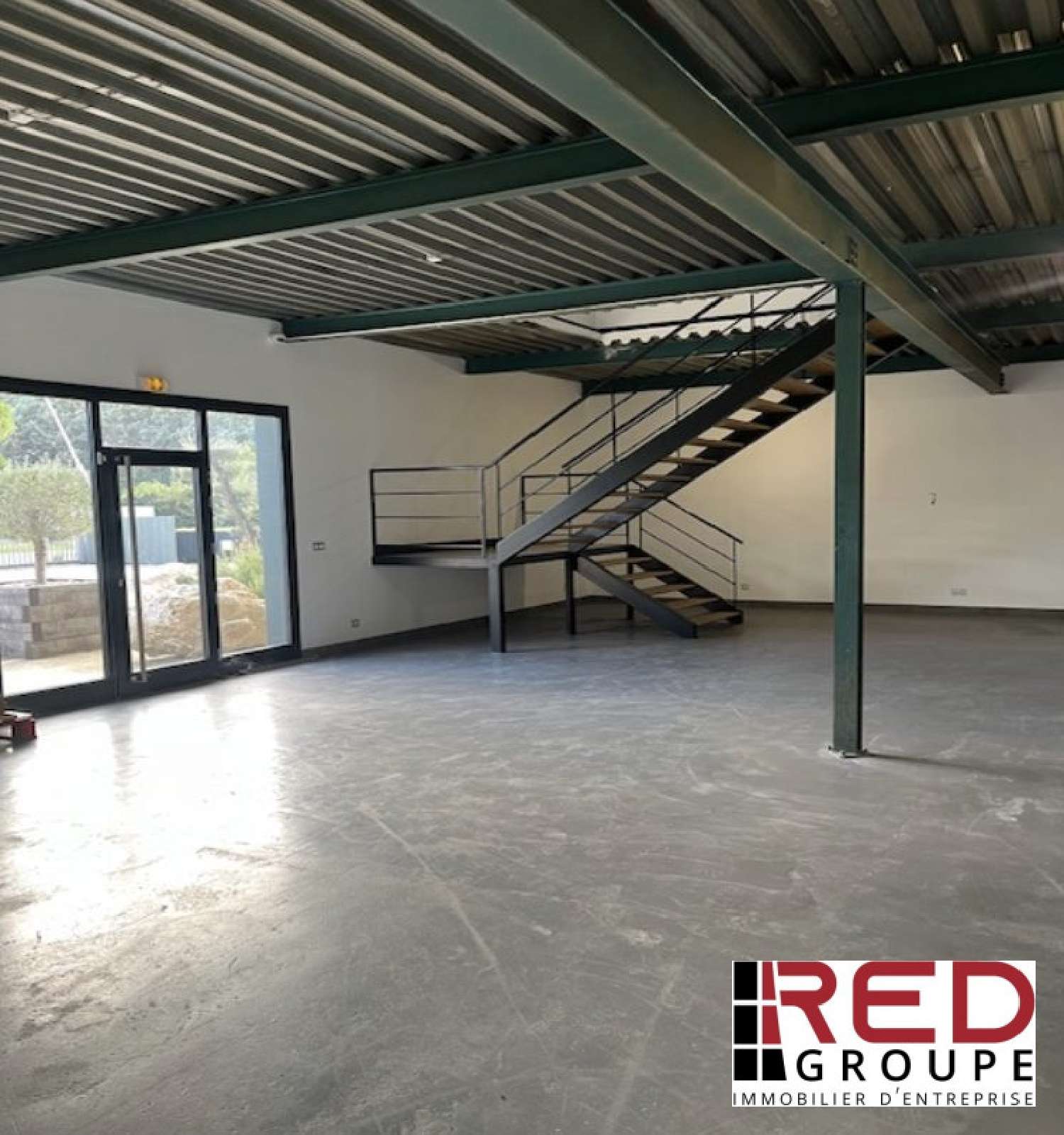  te koop bedrijfsruimte/ kantoor Arles Bouches-du-Rhône 2