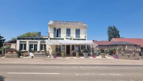 Beine Yonne commercial foto 7187450