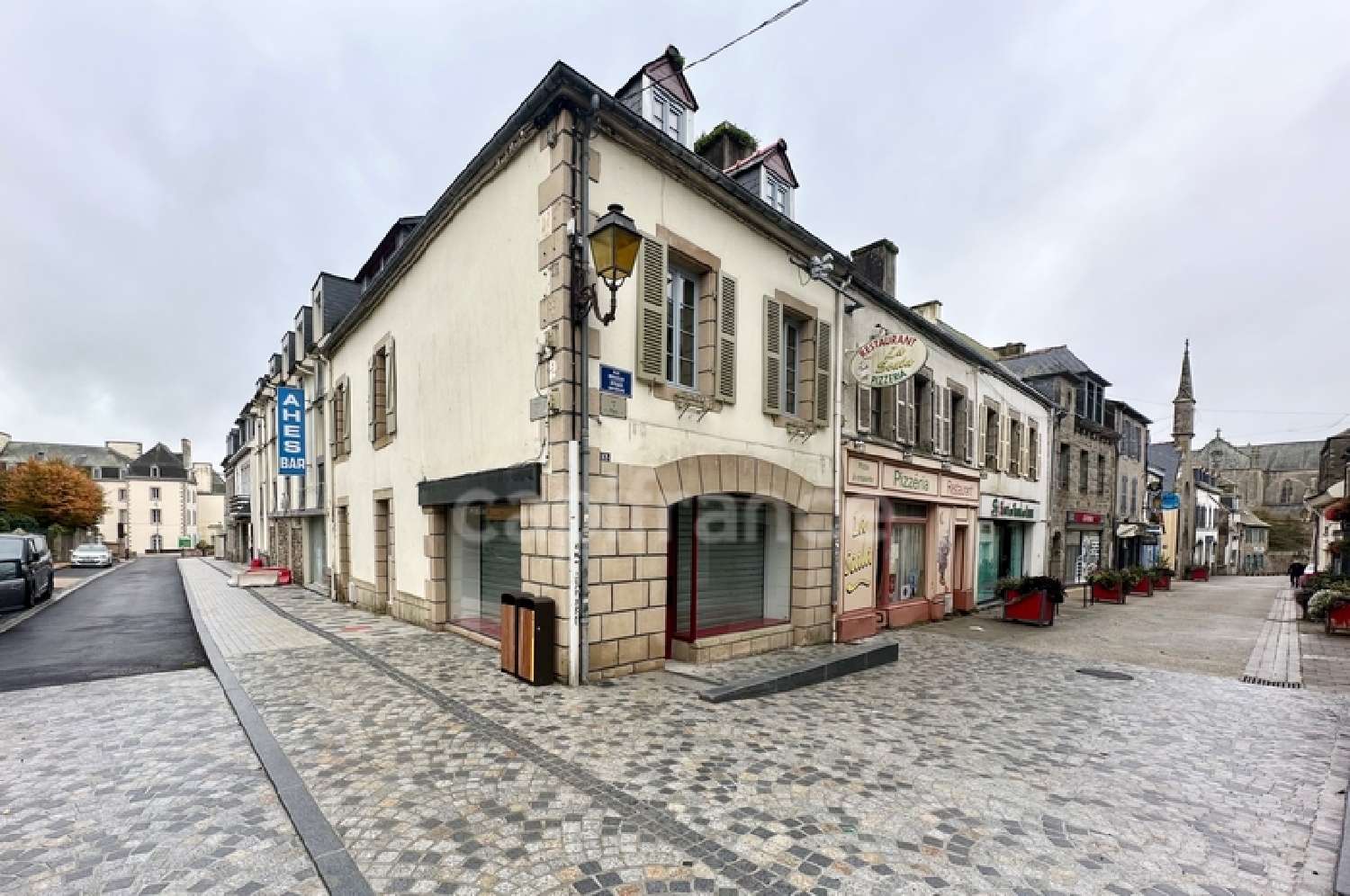  for sale commercial Carhaix-Plouguer Finistère 2
