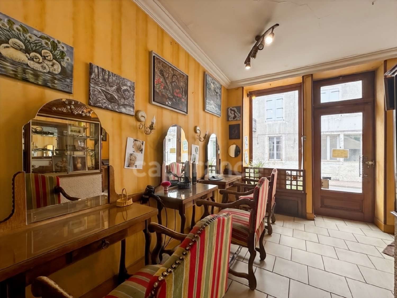  te koop bedrijfsruimte/ kantoor Châtillon-en-Bazois Nièvre 1