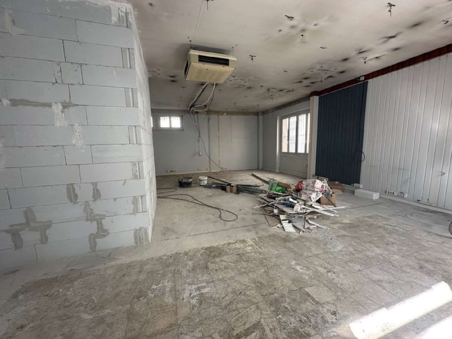  te koop bedrijfsruimte/ kantoor Dijon Côte-d'Or 1