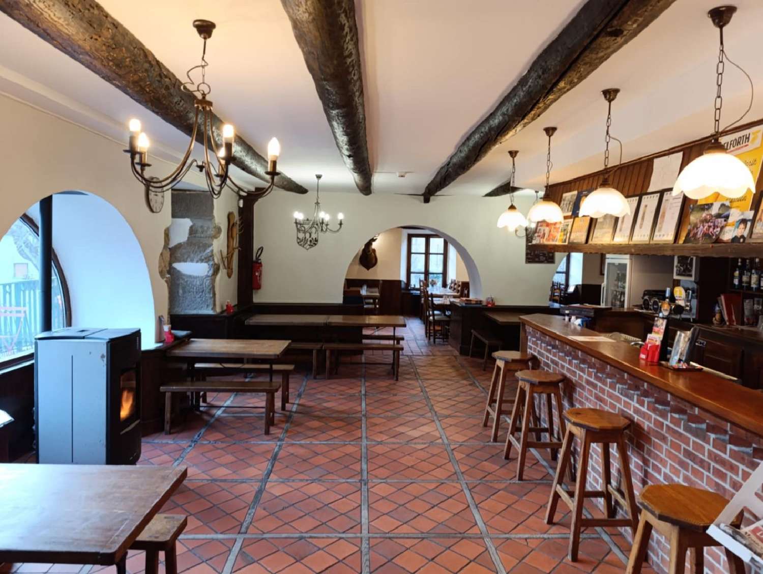 te koop bedrijfsruimte/ kantoor Ferrières-Saint-Mary Cantal 3