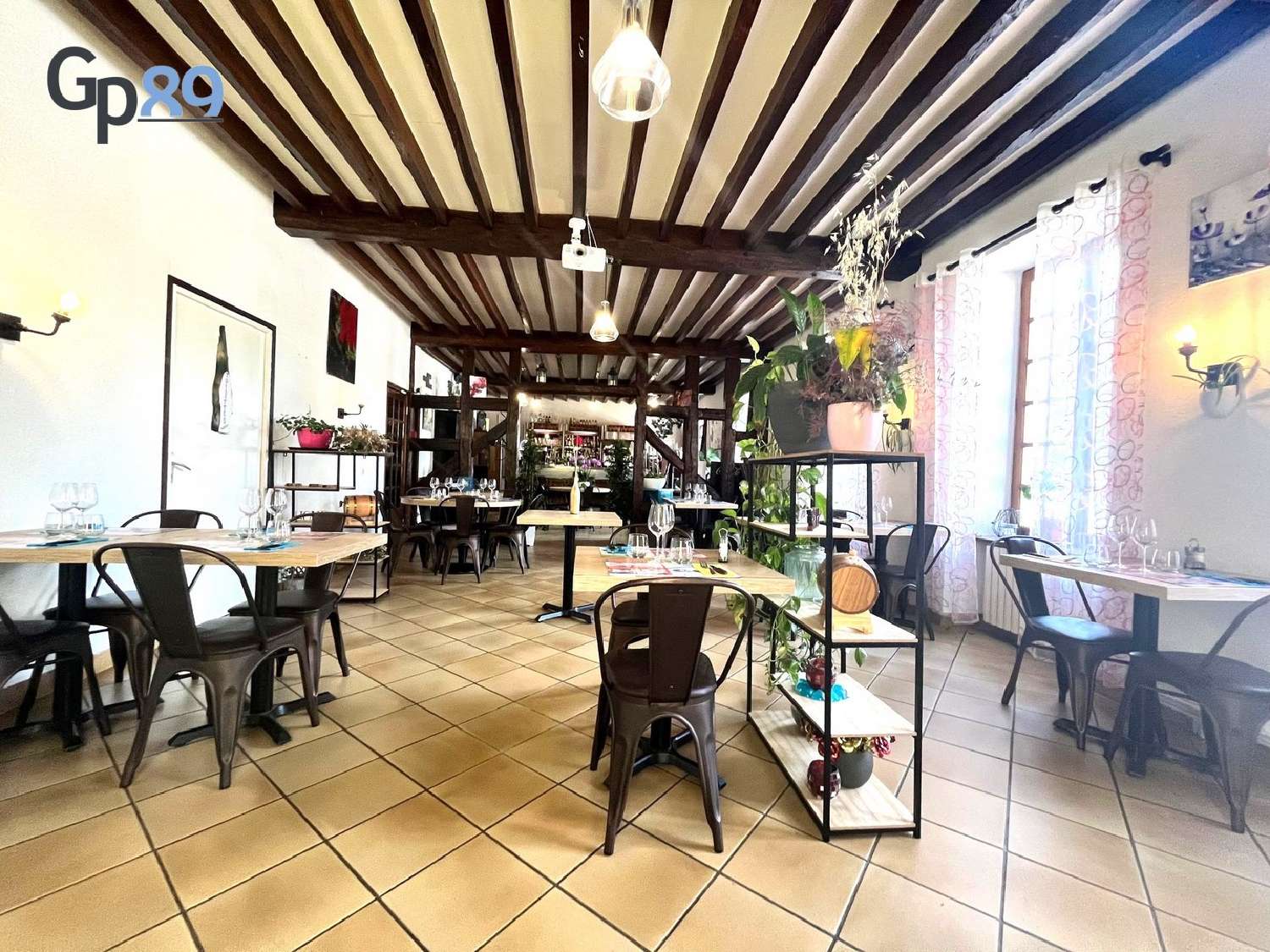  for sale commercial Gurgy Yonne 4