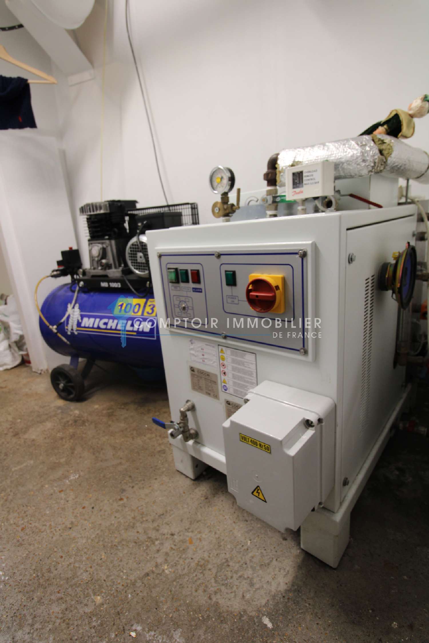 te koop bedrijfsruimte/ kantoor Ivry-la-Bataille Eure 4