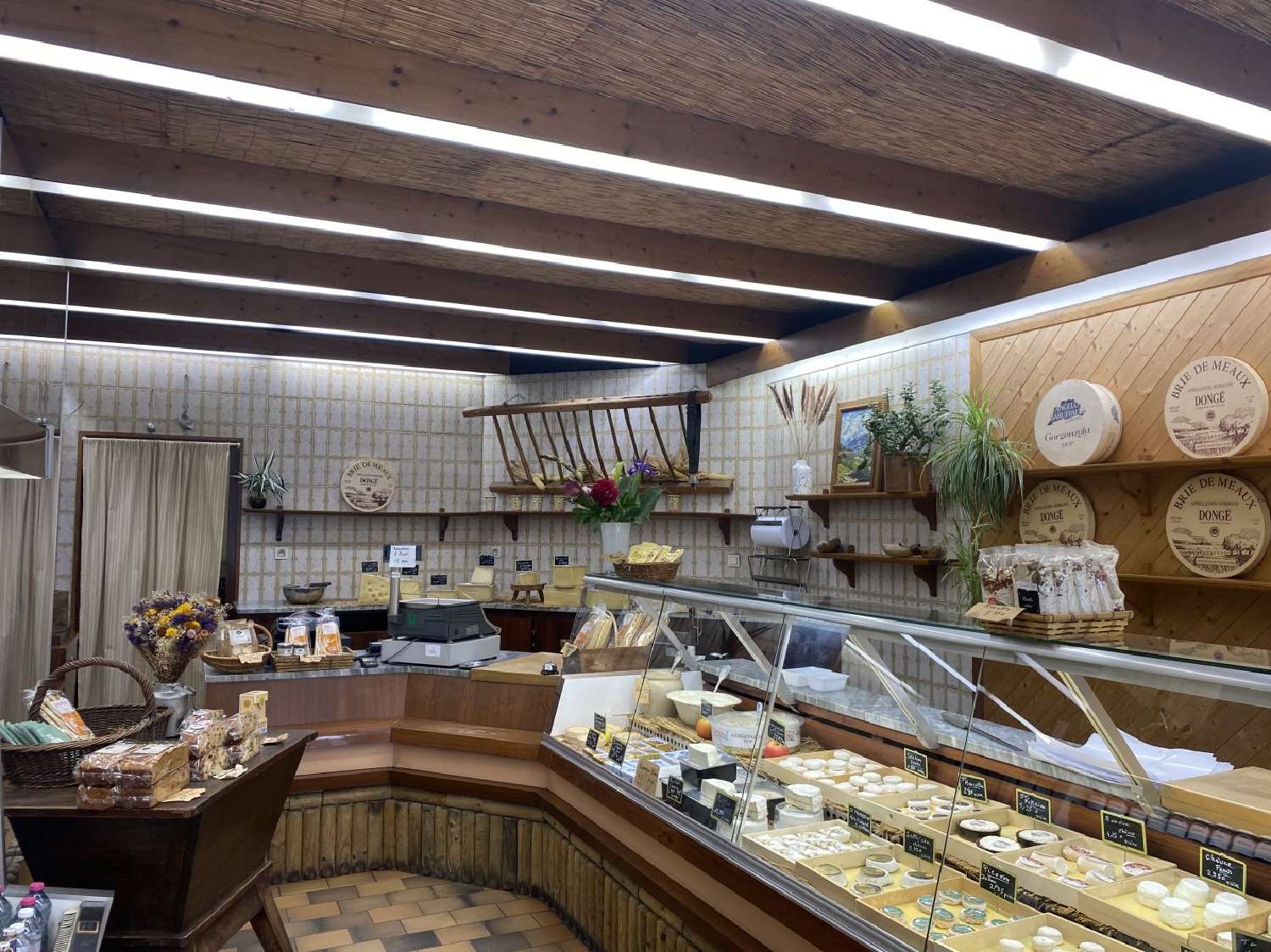 for sale commercial Le Pont-de-Beauvoisin Isère 4