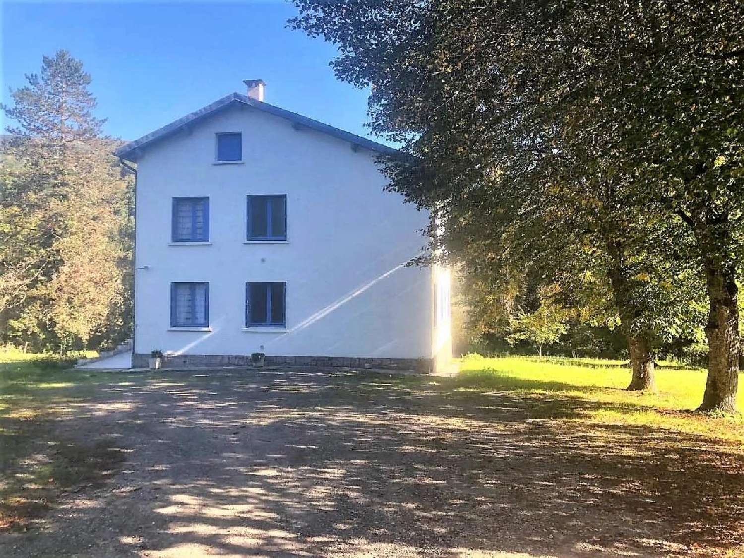  à vendre commerce Massat Ariège 3