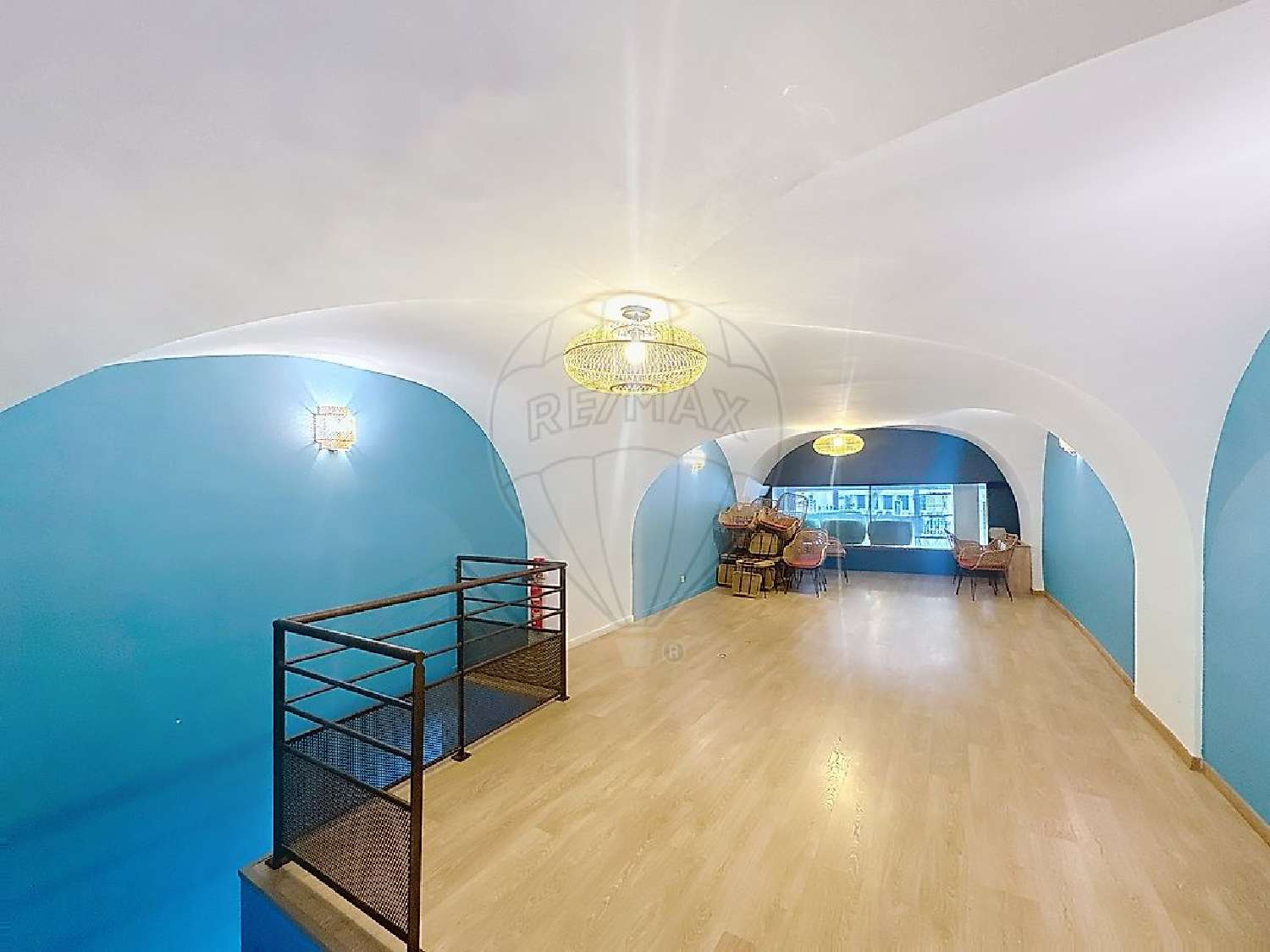  à vendre commerce Nîmes Gard 2