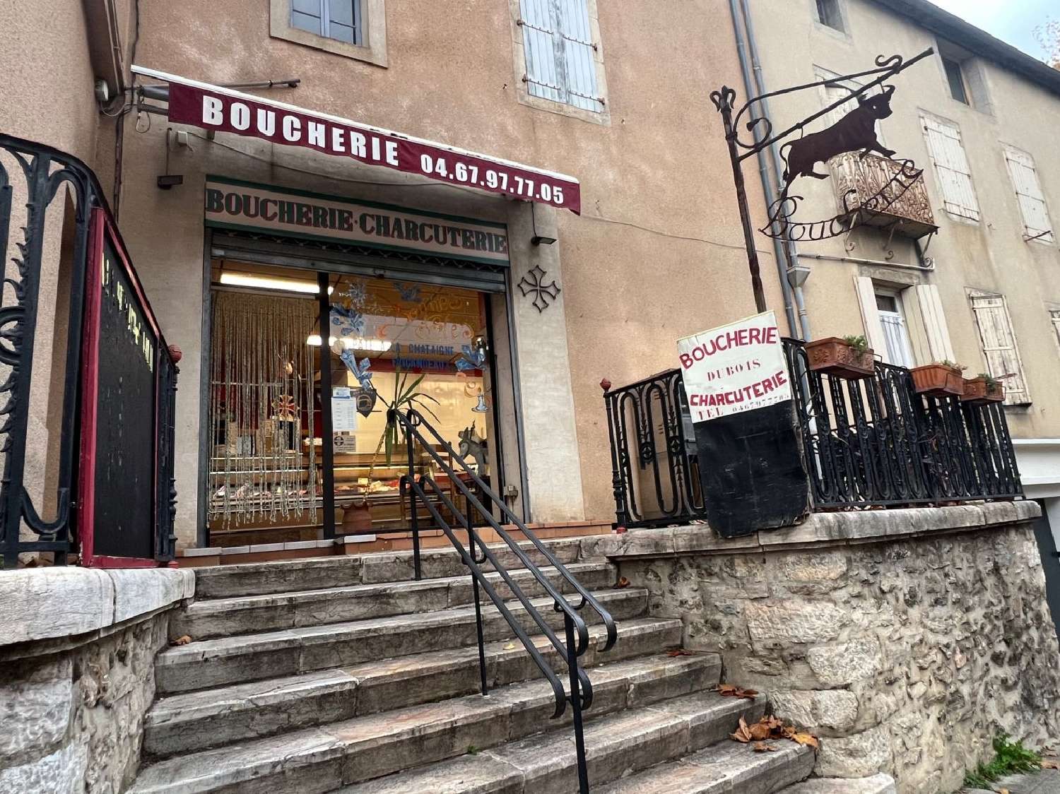  te koop bedrijfsruimte/ kantoor Olargues Hérault 1