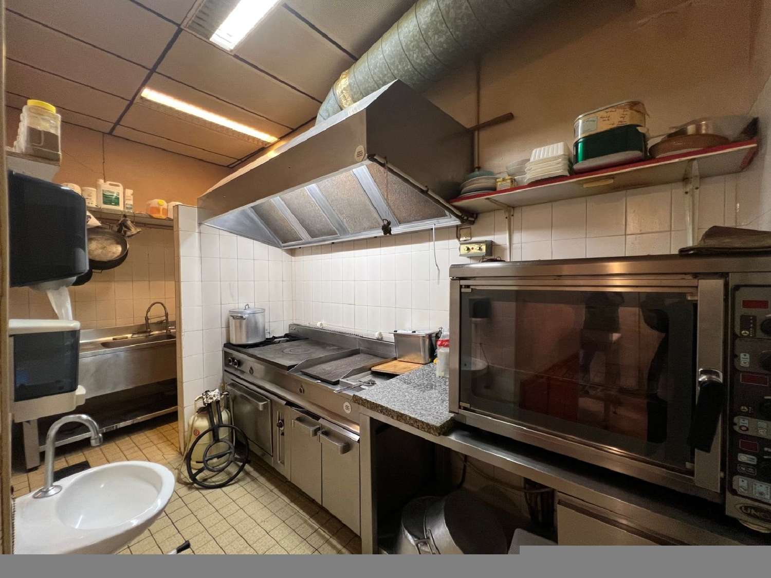  te koop bedrijfsruimte/ kantoor Olargues Hérault 5