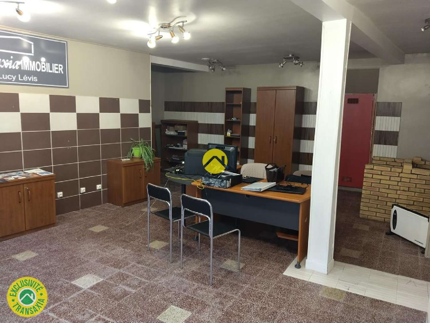  te koop bedrijfsruimte/ kantoor Sancoins Cher 3