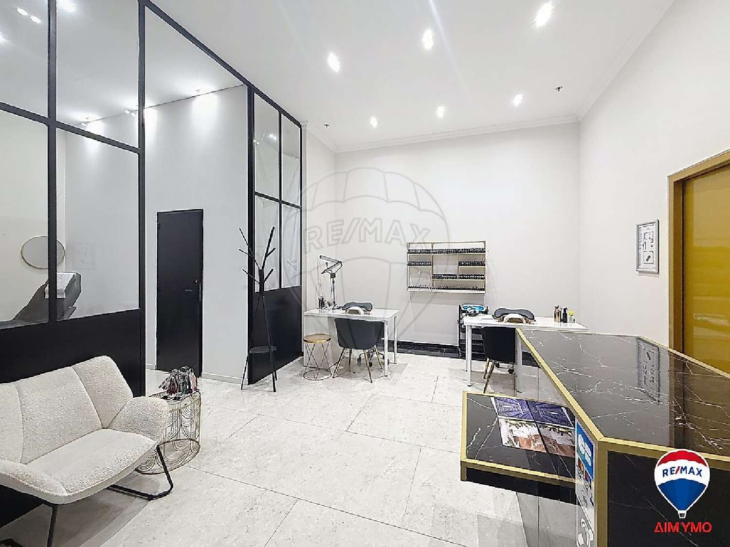 te koop bedrijfsruimte/ kantoor Sarrola-Carcopino Corse-du-Sud 2