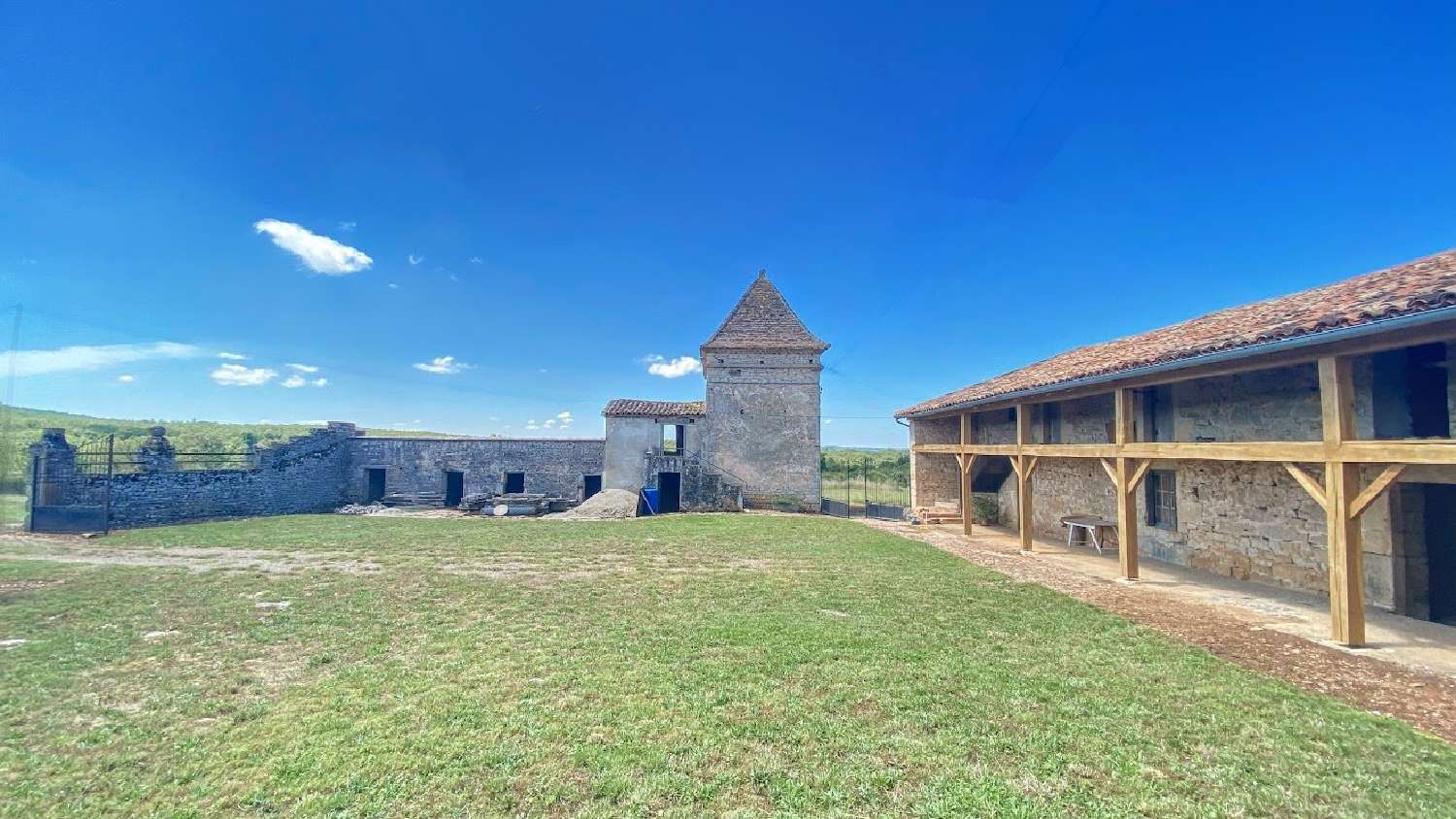  for sale estate Bruniquel Tarn-et-Garonne 5