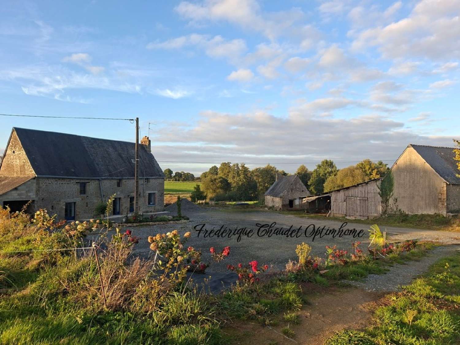 te koop landgoed Hercé Mayenne 1