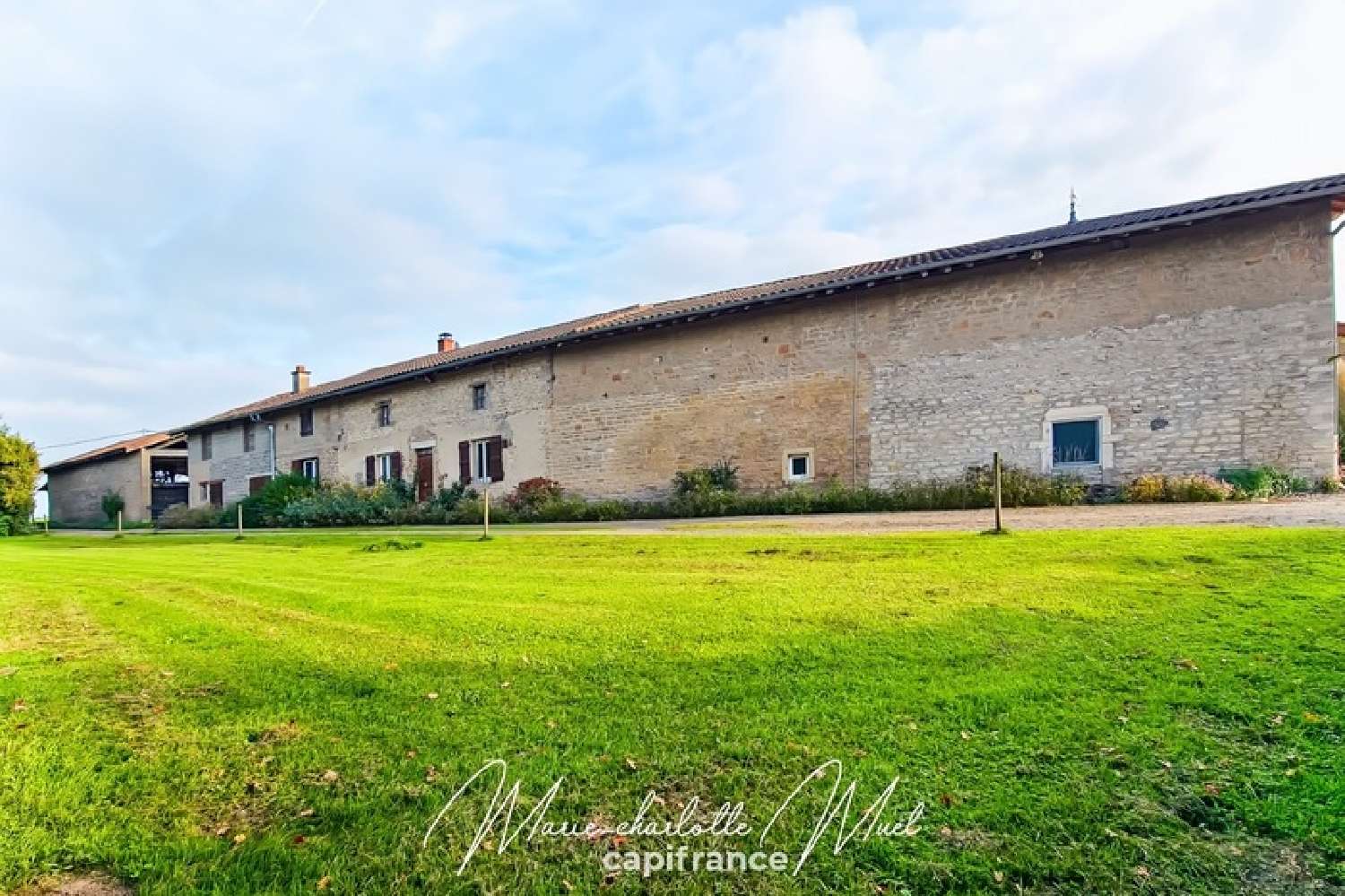 te koop landgoed Saint-Bénigne Ain 6