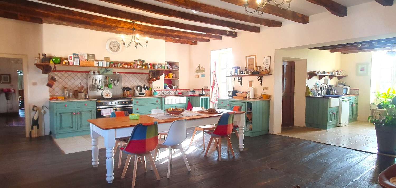 te koop boerderij La Salvetat-Peyralès Aveyron 2