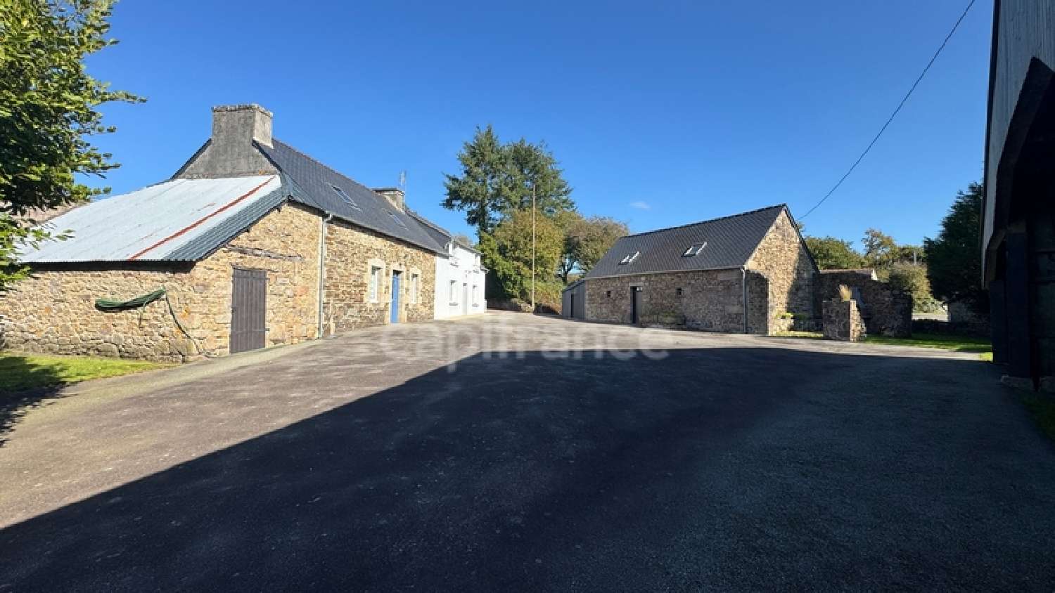 te koop boerderij Locarn Côtes-d'Armor 1