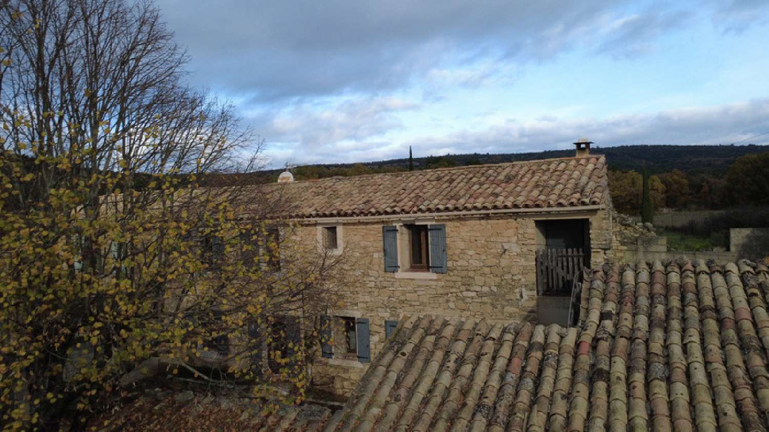  for sale farm Murs Vaucluse 2