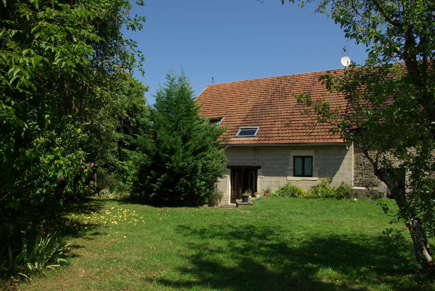 à vendre ferme Pierrecourt Haute-Saône 2