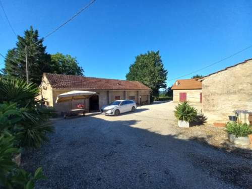  te koop boerderij Plazac Dordogne 6